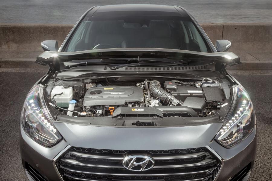  Hyundai i40 Sedan 2015 года  (AU) (фото 14 из 19)